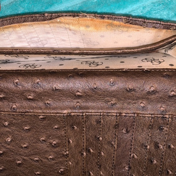 Women’s (GUESS) dark brown wallet - Picture 3 of 4